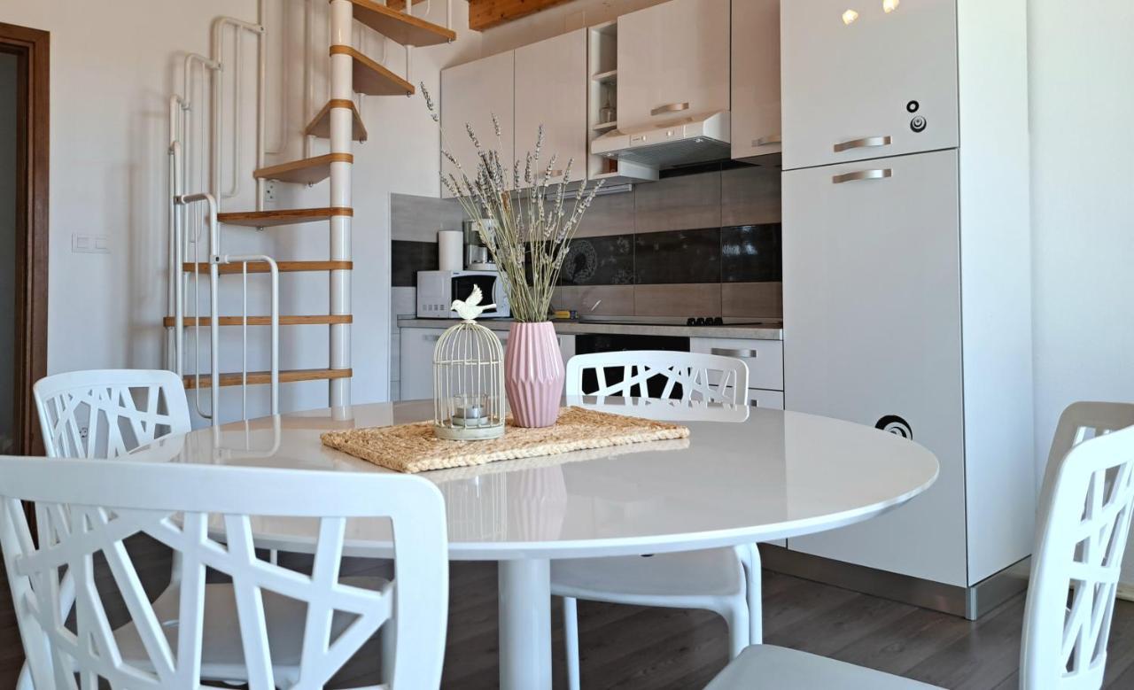 Apartment Oaza Mira Трибунь Екстер'єр фото