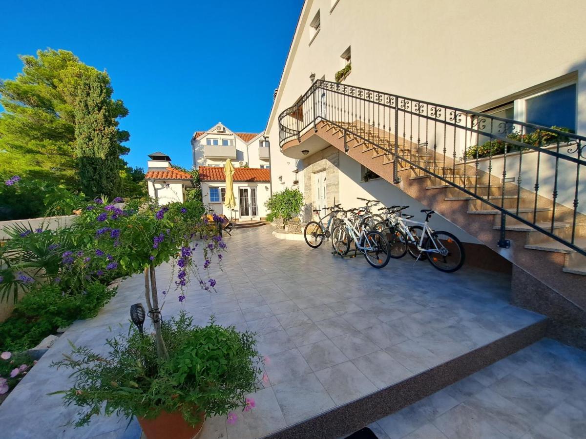 Apartment Oaza Mira Трибунь Екстер'єр фото