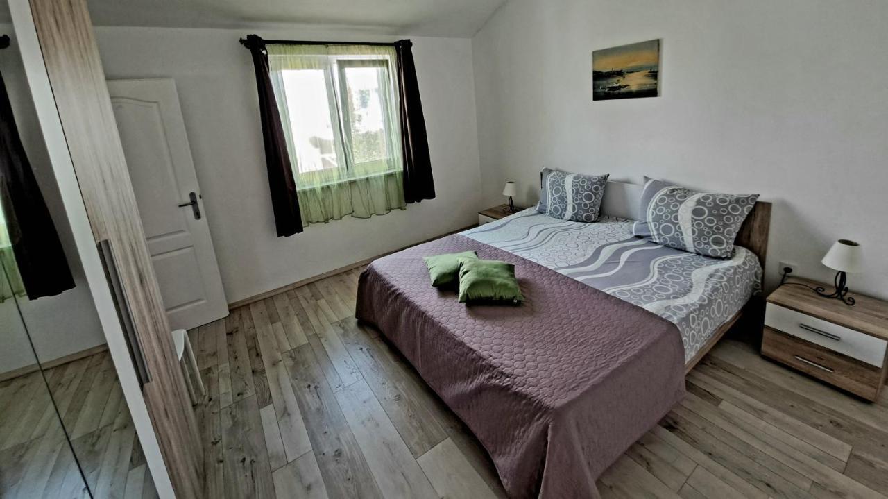 Apartment Oaza Mira Трибунь Екстер'єр фото