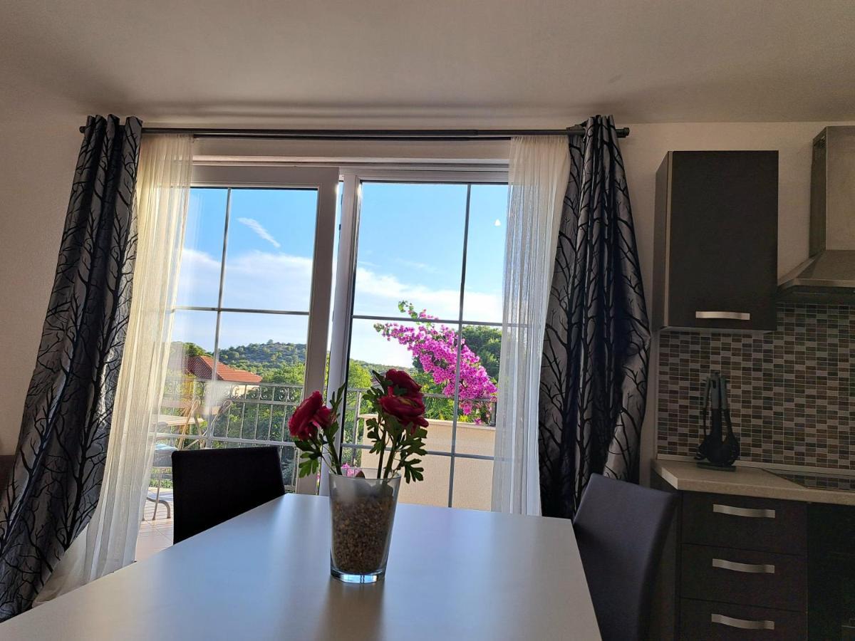 Apartment Oaza Mira Трибунь Екстер'єр фото